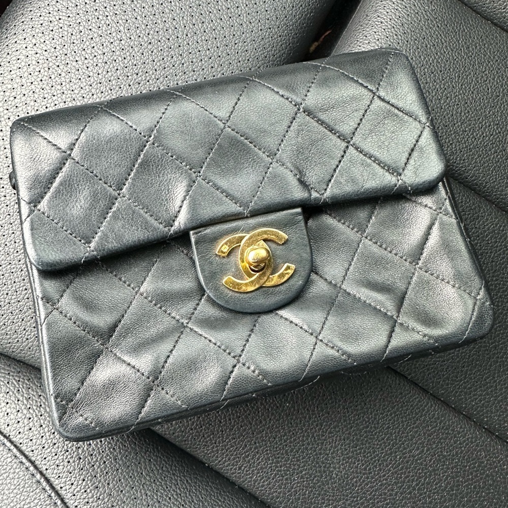 SOLD!!Vintage mini square Chanel flap